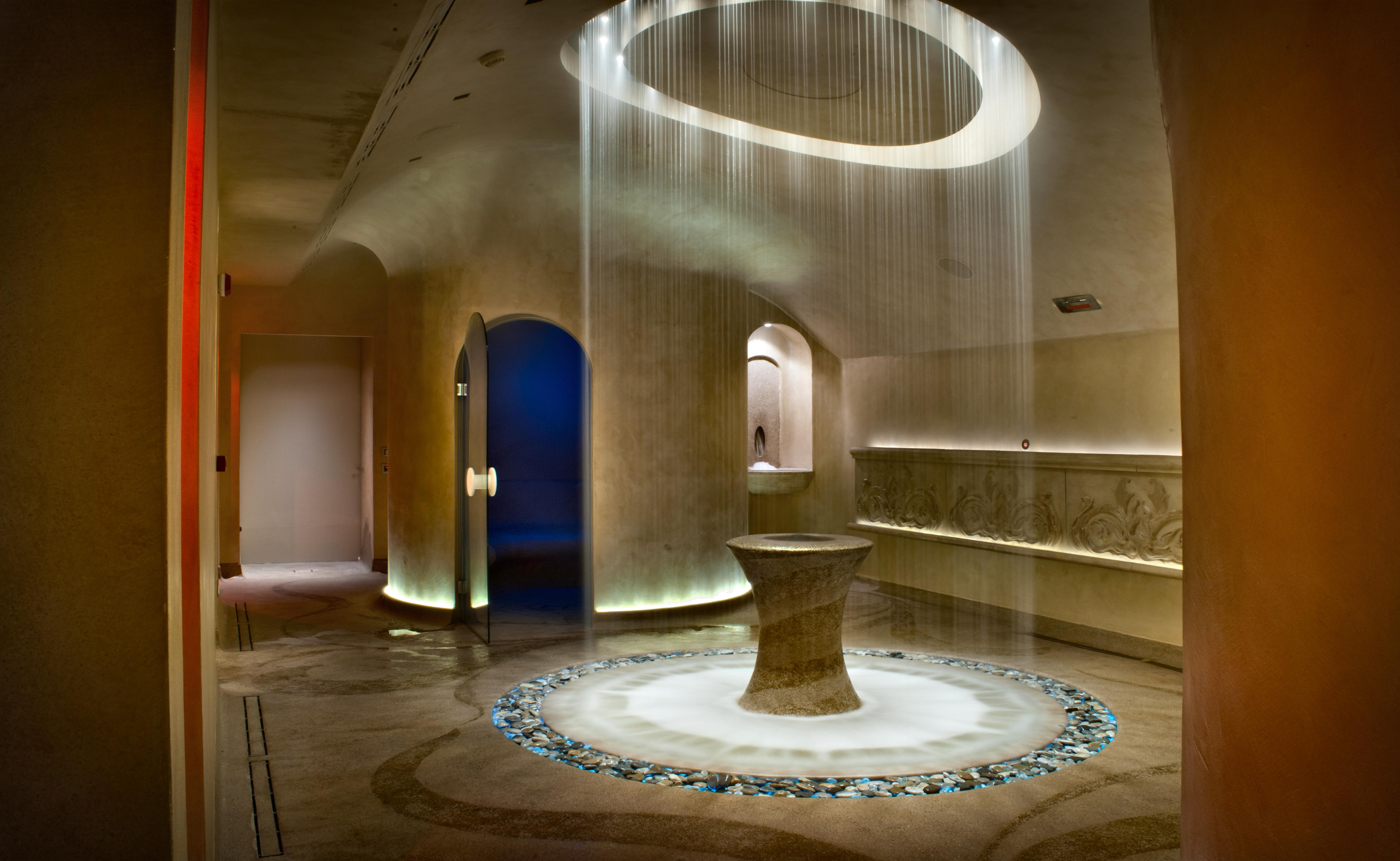 Chateau Monfort - Relais & Chateaux Milano Esterno foto The spa at The Westin