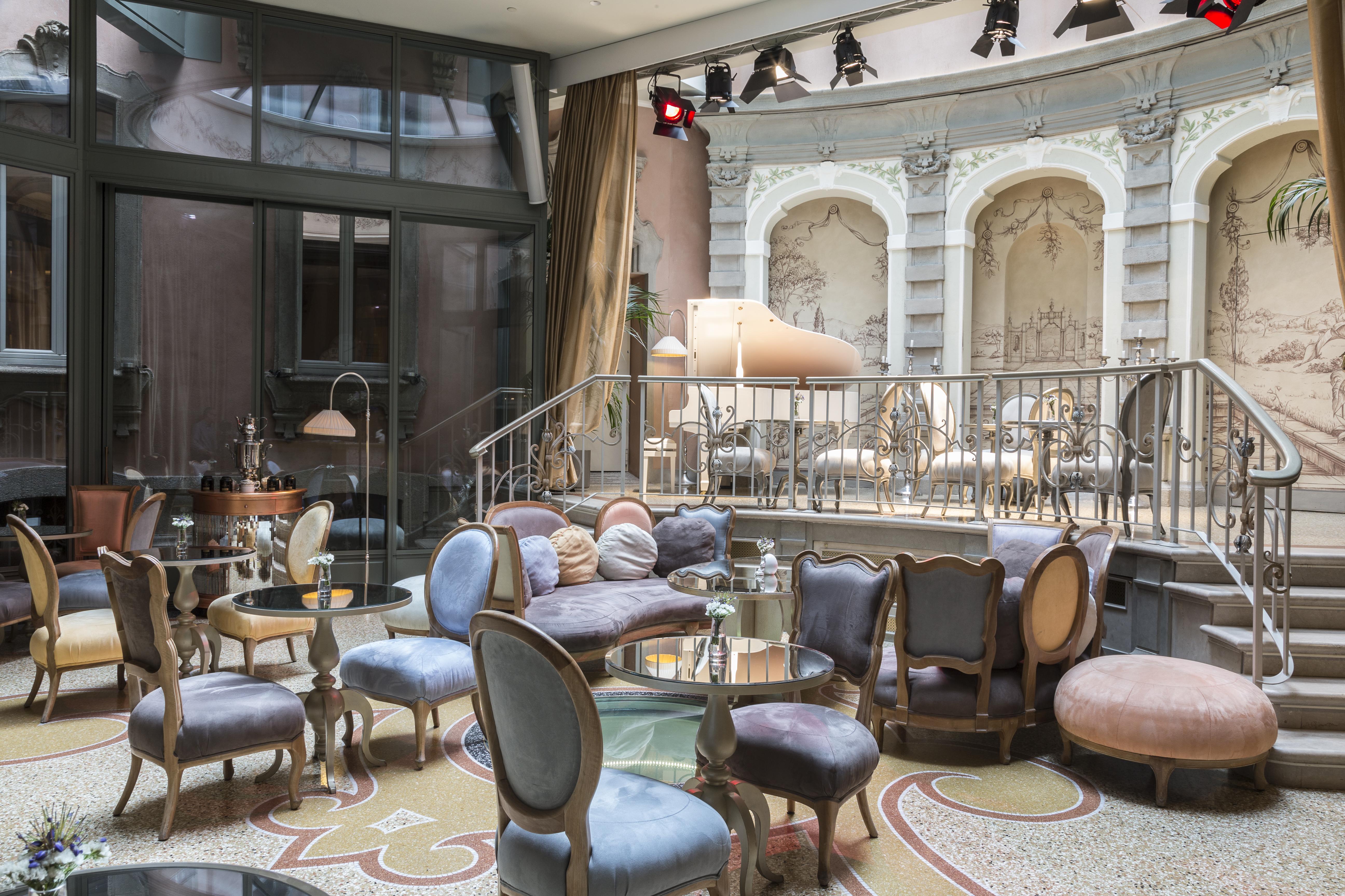 Chateau Monfort - Relais & Chateaux Milano Esterno foto The lobby