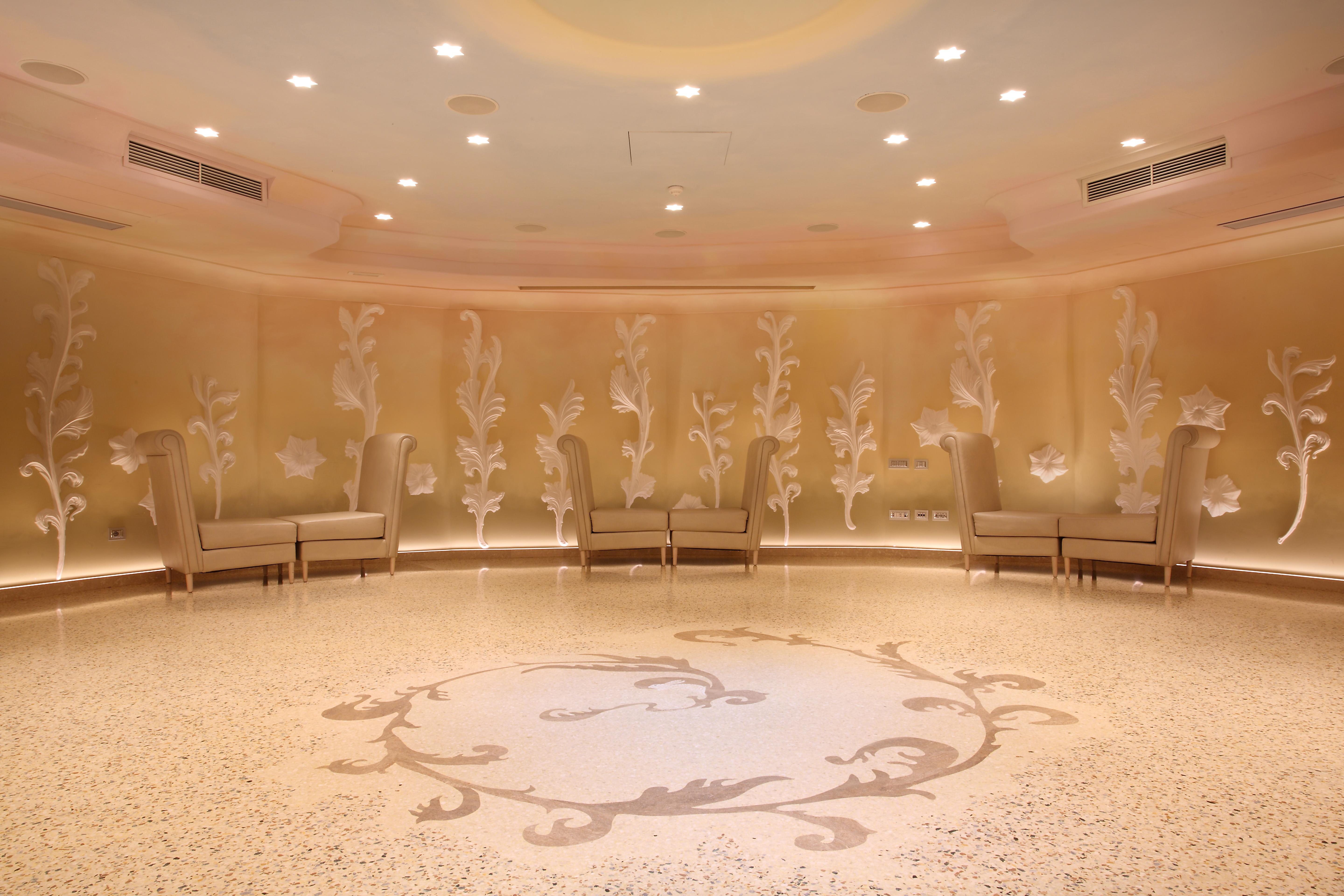 Chateau Monfort - Relais & Chateaux Milano Esterno foto The lobby of the hotel