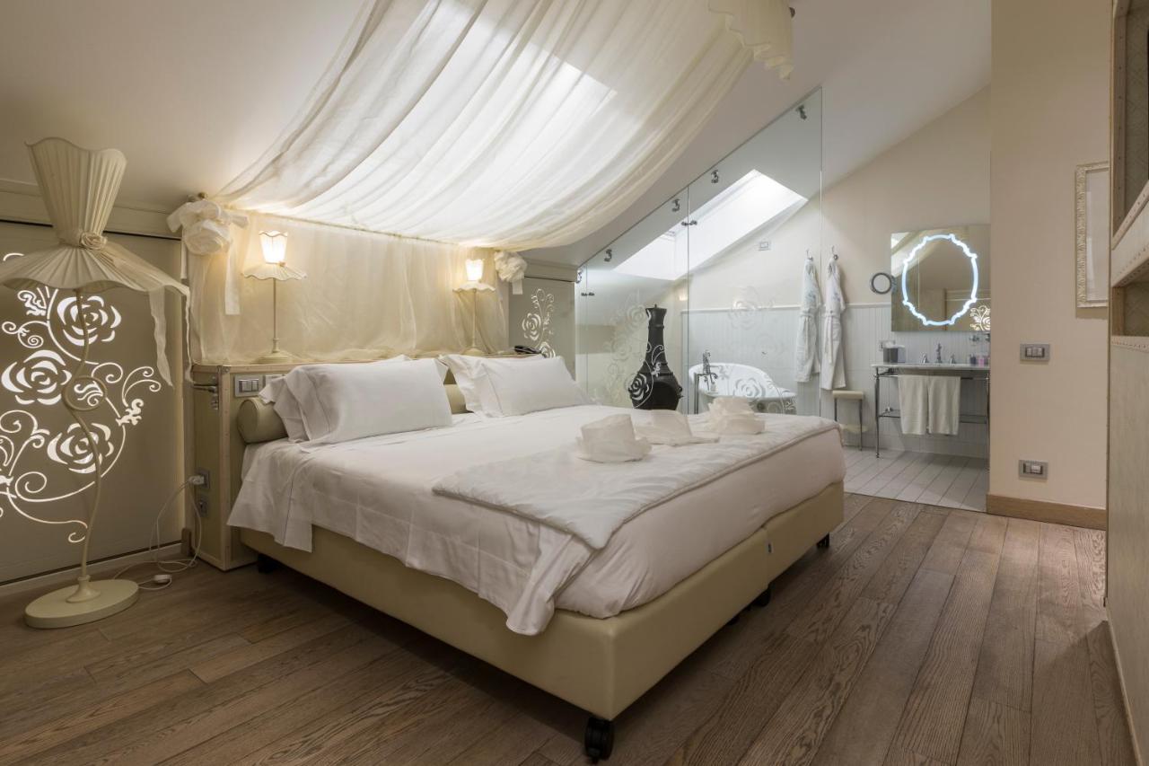 Chateau Monfort - Relais & Chateaux Milano Esterno foto
